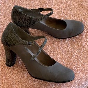 Aerosoles Mary Jane pump